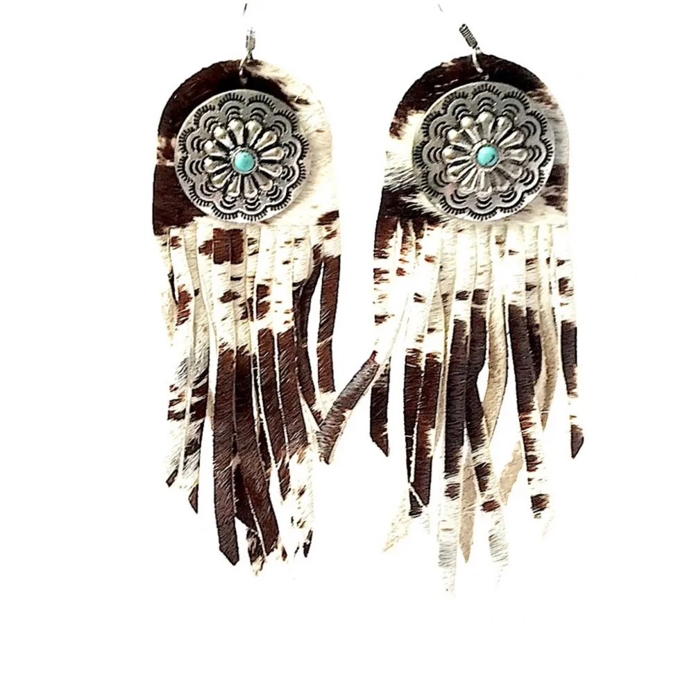 1 LEFT! Handmade Genuine Leather Fur Tassel Conch Dangle Earrings - Picture 5 of 5